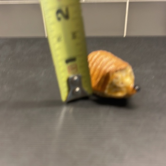 - -- Wade made in England porcelain collectible - Picture 3 of 5